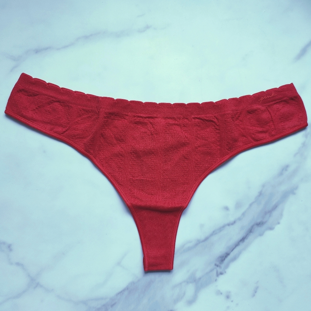 NWT PINK VICTORIA'S SECRET POINTELLE SEAMLESS THONG PANTY IN RED PEPPER SIZE LAR